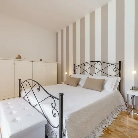 Bed and breakfast Iole 4*