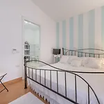 Iole 4*