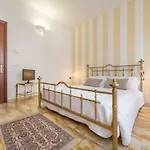 Iole 4*