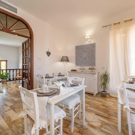 Iole Bed & Breakfast Carloforte (Isola di San Pietro)